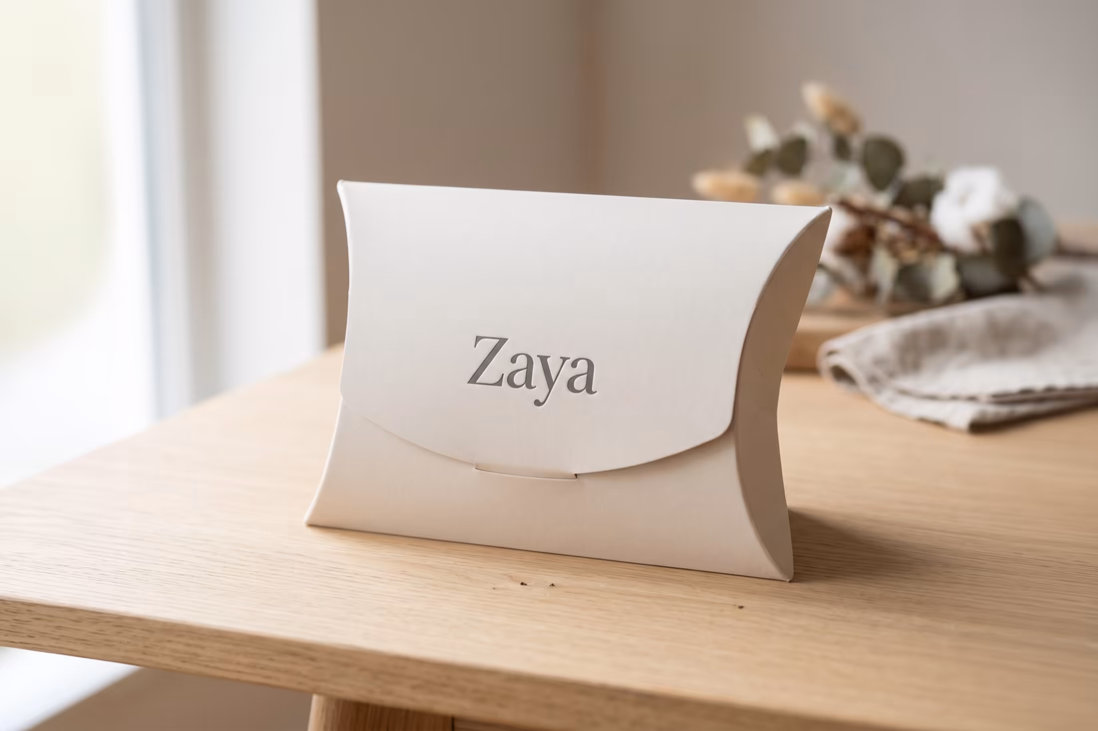 Product packaging experience alternate mockup